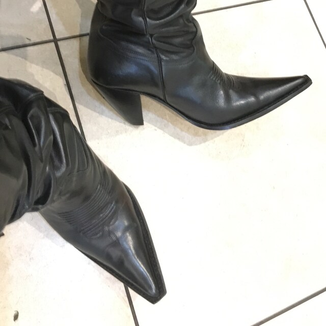 Pointy toe 
