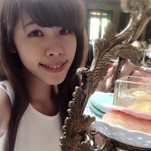 陳摸摸