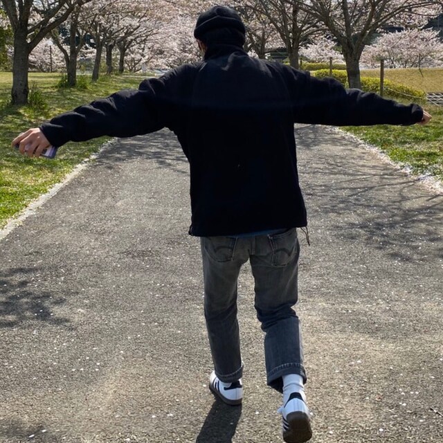 とも