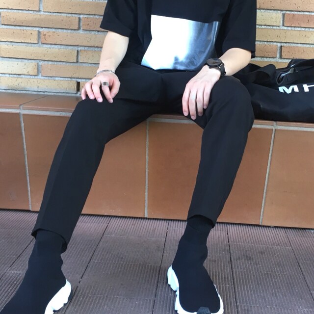 けん