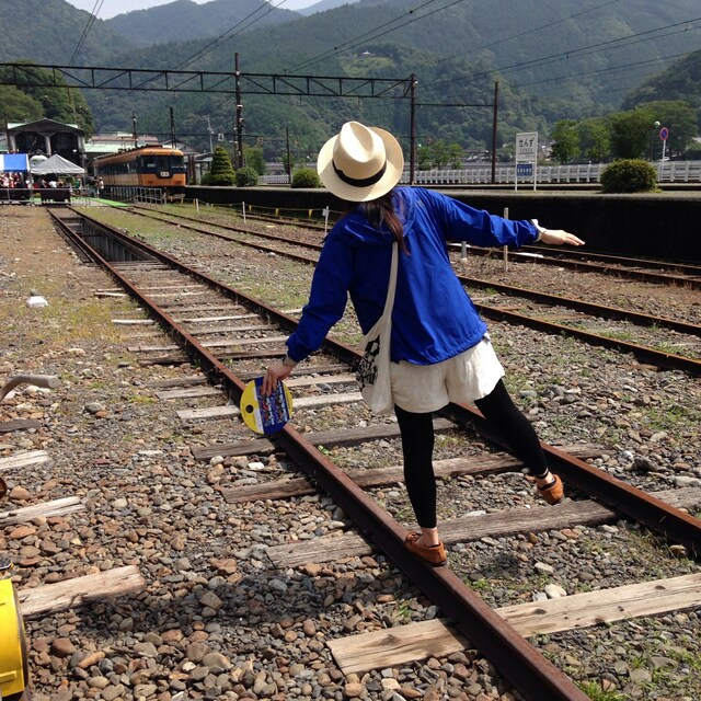 まり