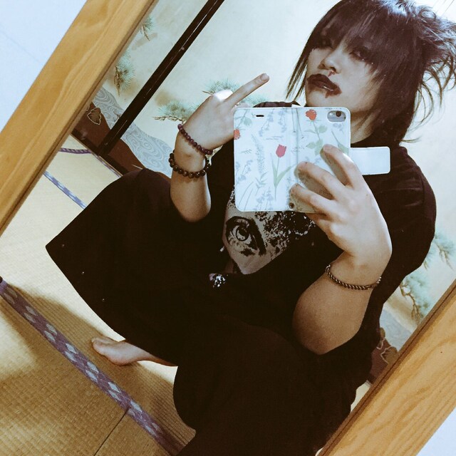 翅虫«シキ»（´◕ д ◕｀）