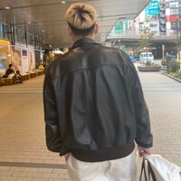 ジャケット/アウターを使った「KOHH」の人気ファッション