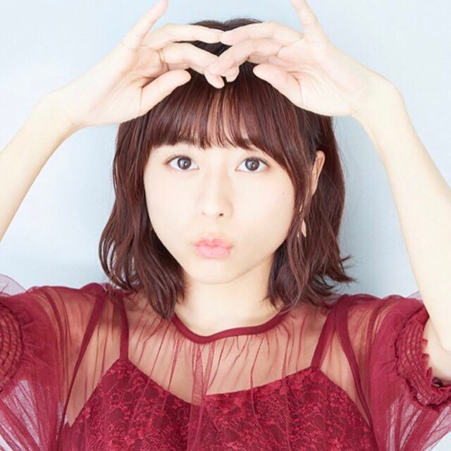 み