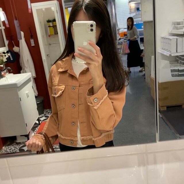 ZOELLA