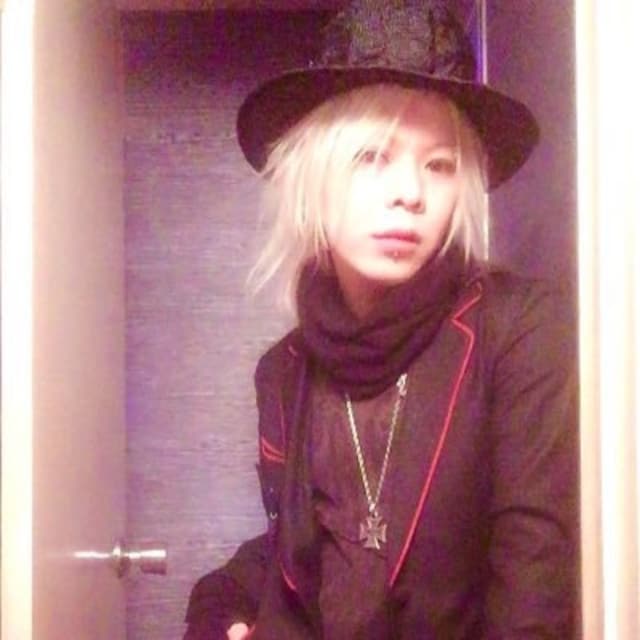 🔪騎士＊女夜 a.k.a 翼🔪