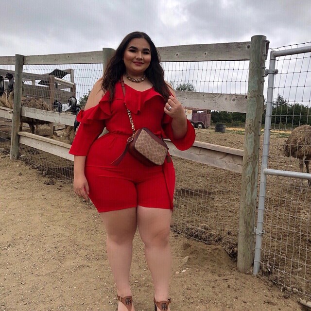 Leslie Valencia のコーディネート一覧 WEAR