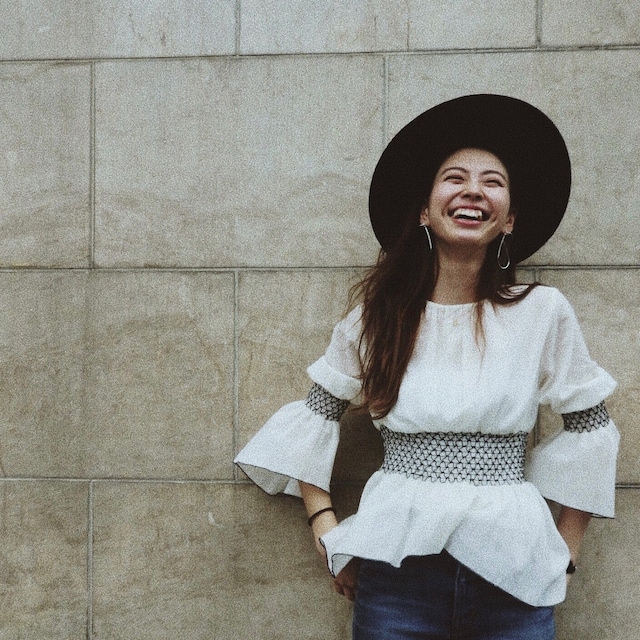 ETRE TOKYO ラクーンパフスリーブニットプルオーバー ETRE TOKYO（エトレトウキョウ）の「パフスリーブラクーンニットプル