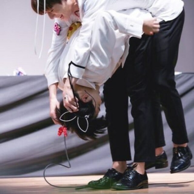 국