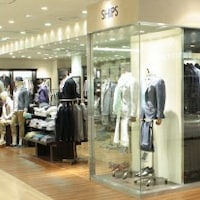 SHIPS 名駅店